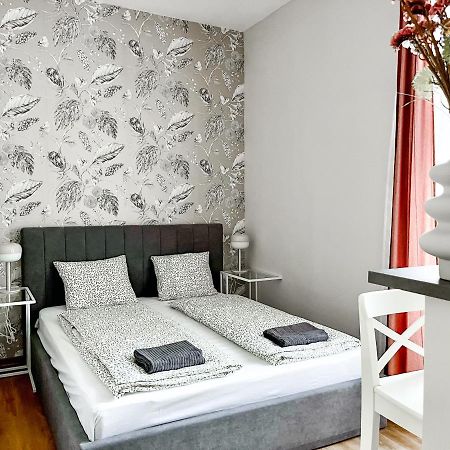 T32 Central Modern Suites Budapest Luaran gambar
