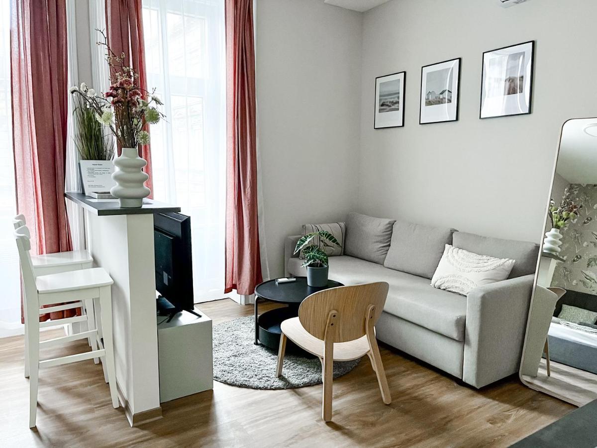 T32 Central Modern Suites Budapest Luaran gambar