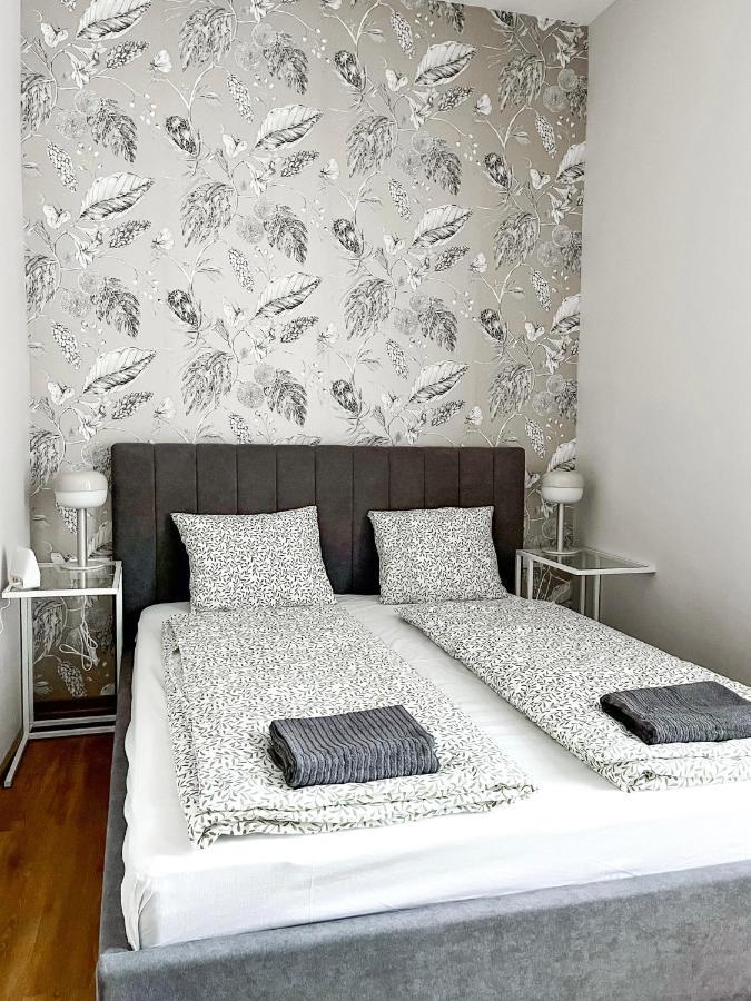 T32 Central Modern Suites Budapest Luaran gambar