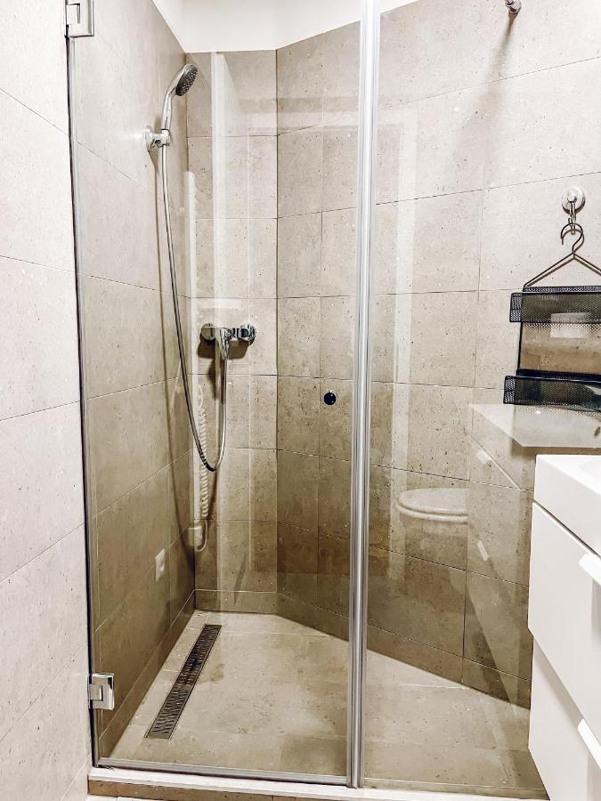 T32 Central Modern Suites Budapest Luaran gambar