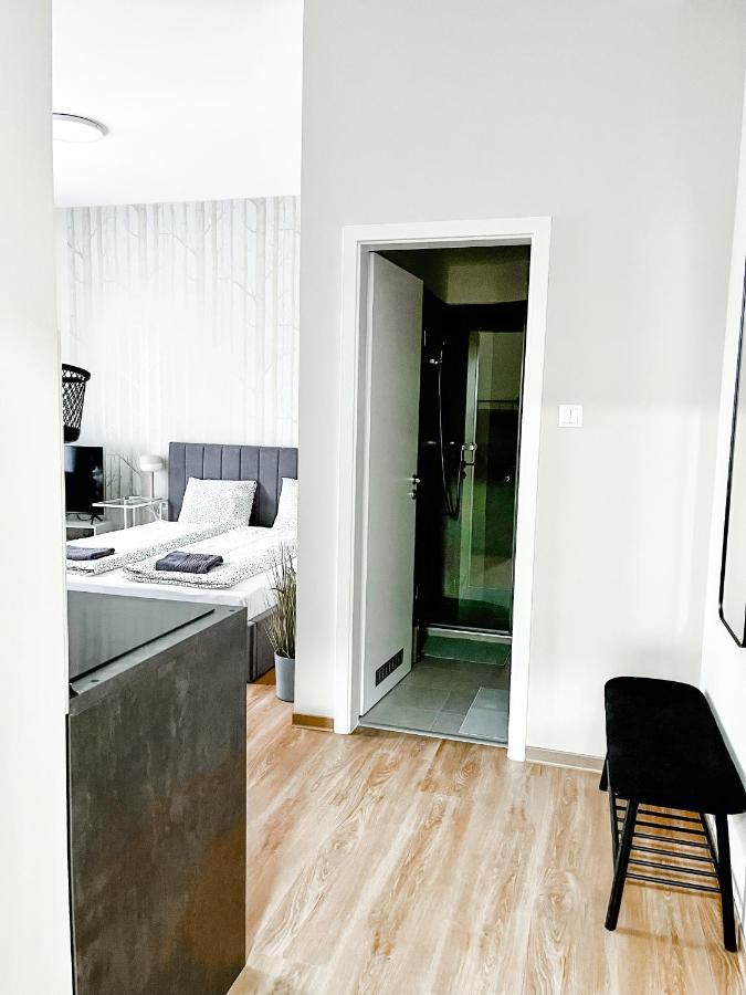 T32 Central Modern Suites Budapest Luaran gambar
